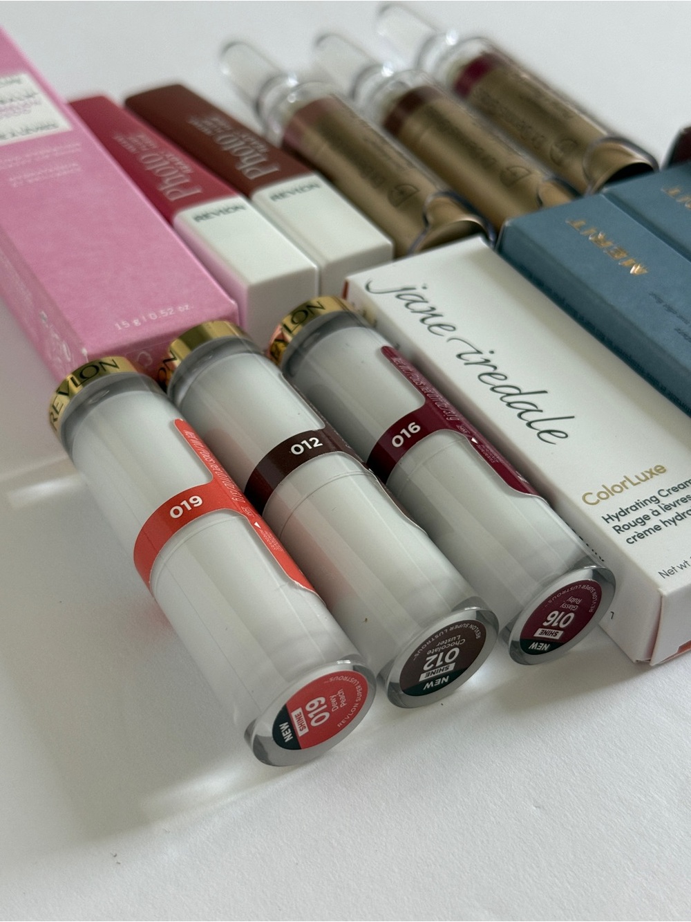 Luxurious Lip Set - Picture 2 of 4